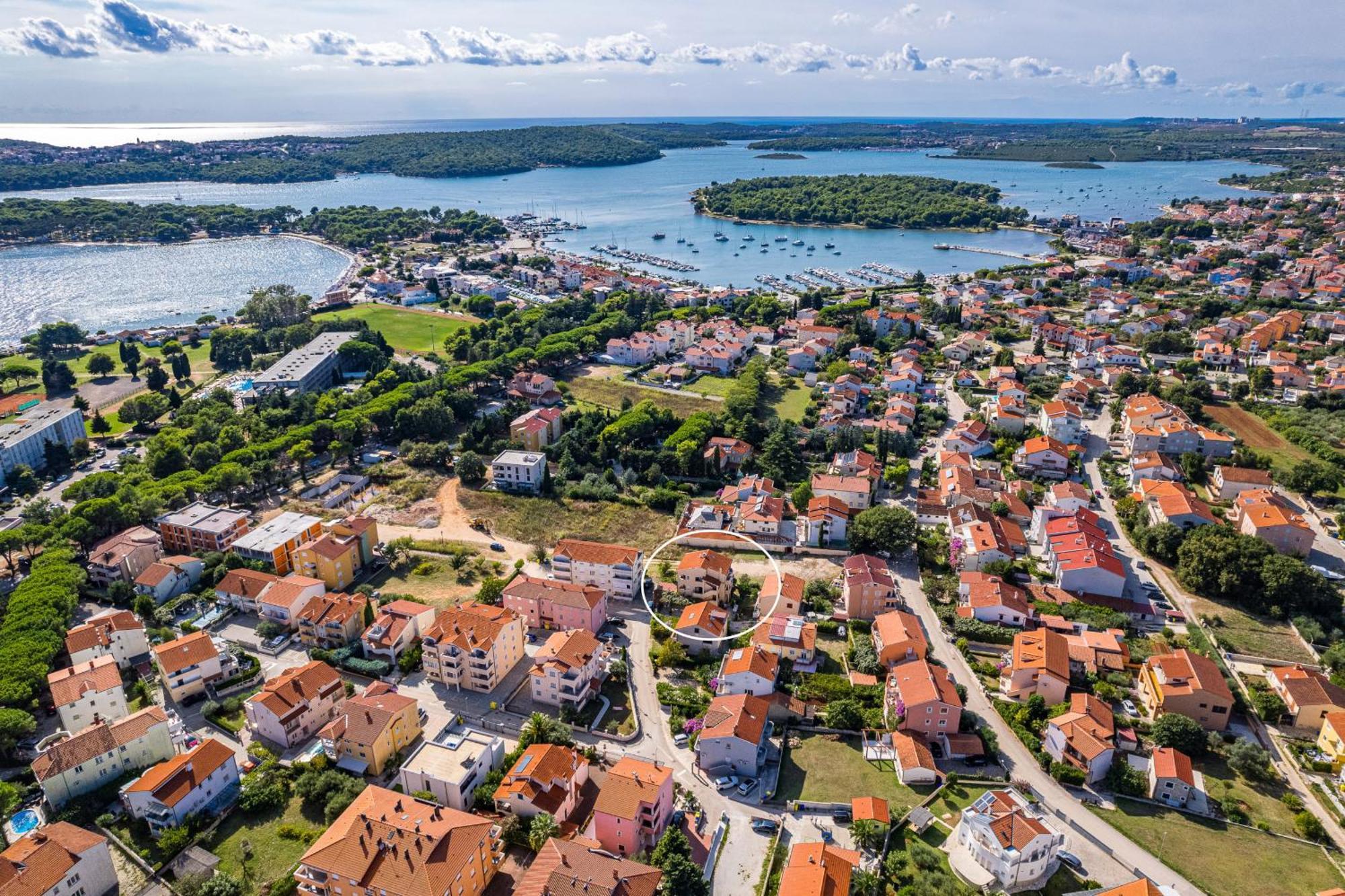 Apartments Mijic Медулин Екстериор снимка
